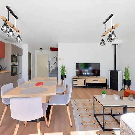 Maison Avec Jardin Et Commerces A Pied Vakantiehuis *
